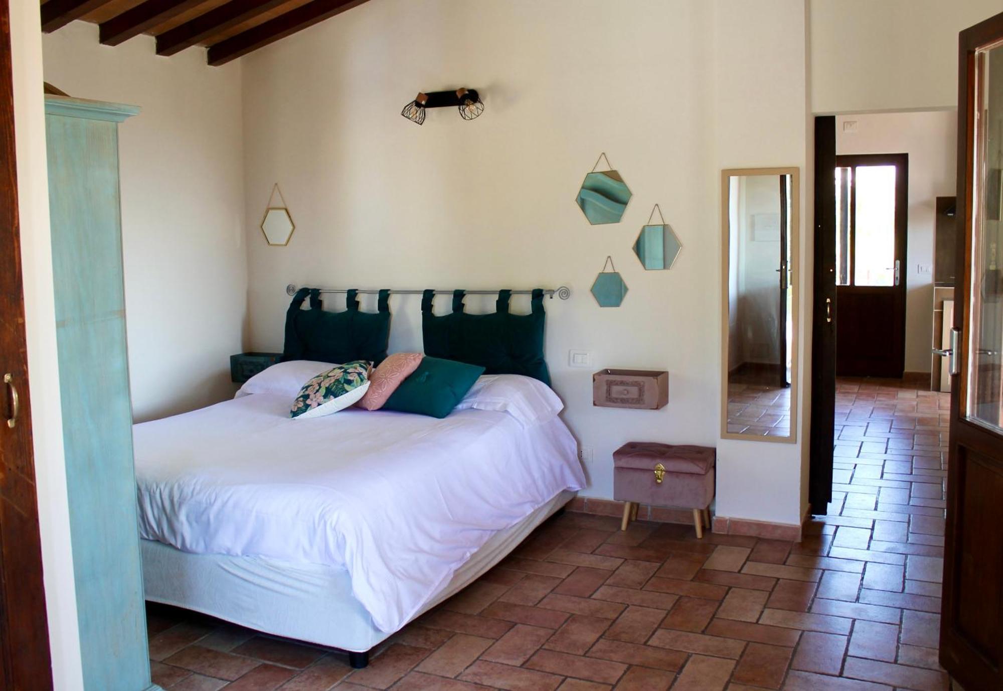 Agriturismo Suite Del Conte San Vincenzo Exterior photo